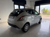 Usata Lancia Ypsilon Platinum 69 CV (50 kW) 2013 Grigio Utilitaria