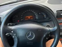 Usata Mercedes C200 116 CV (85 kW) 2002 Grigio Berlina