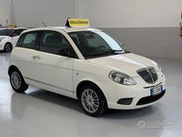 Usata Lancia Ypsilon 69 CV (50 kW) 2011 Bianco Utilitaria