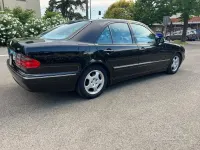 Usata Mercedes E270 Avantgarde 170 CV (125 kW) 2000 Nero Berlina