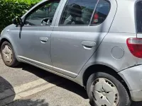 Usata Toyota Yaris 86 CV (63 kW) 2001 Berlina