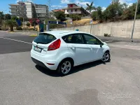 Usata Ford Fiesta 97 CV (71 kW) 2012 Berlina