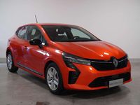 Usata Renault Clio V Evolution 101 CV (74 kW) 2024 Arancione Utilitaria