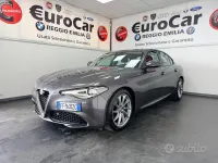 Usata Alfa Romeo Giulia Super 150 CV (110 kW) 2016 Grigio Berlina