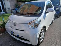 Usata Toyota iQ 68 CV (50 kW) 2009 Bianco Utilitaria