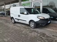 Usata Fiat Doblò Easy 120 CV (88 kW) 2019 Bianco Monovolume