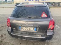 Usata Toyota Avensis 150 CV (110 kW) 2007 Grigio Station wagon