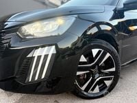 Usata Peugeot 208 Allure 100 CV (73 kW) 2025 Nero Utilitaria