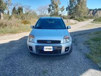 Usata Ford Fusion 68 CV (50 kW) 2009 Argento Utilitaria