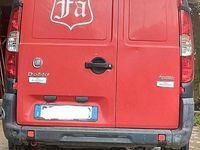 Usata Fiat Doblò 103 CV (75 kW) 2009 Rosso Monovolume