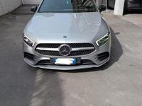 Usata Mercedes A180 Premium 116 CV (85 kW) 2019 Grigio Berlina