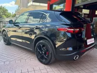 Usata Alfa Romeo Stelvio Super 209 CV (153 kW) 2017 Nero SUV