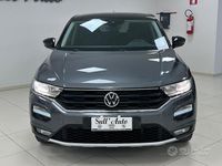 Usado VW T-Roc Advance 116 CV (85 kW) 2021 Gris SUV