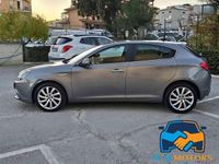 Usata Alfa Romeo Giulietta Distinctive 105 CV (77 kW) 2015 Grigio Berlina