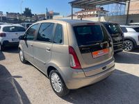 Usata Lancia Musa 95 CV (69 kW) 2011 Beige Monovolume