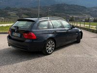 Usata BMW 318 143 CV (105 kW) 2008 Blu Station wagon