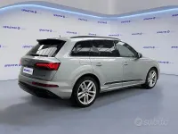 Usata Audi Q7 Sport 286 CV (210 kW) 2023 Grigio SUV
