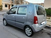 Usata Opel Agila Enjoy 69 CV (50 kW) 2005 Argento Monovolume