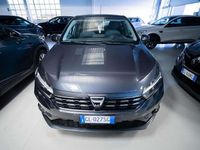 Usata Dacia Sandero Comfort 101 CV (74 kW) 2022 Grigio Berlina