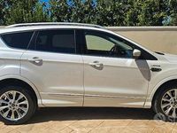Usata Ford Kuga Vignale 179 CV (131 kW) 2018 Bianco SUV
