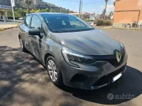 Usata Renault Clio V Life 101 CV (74 kW) 2021 Grigio Berlina