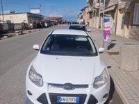 usata Ford Focus Focus 1.6i 16V cat 5p. Ambiente