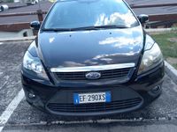 Usata Ford Focus 109 CV (80 kW) 2010 Nero Station wagon
