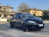 Usata Lancia Ypsilon 69 CV (50 kW) 2019 Nero Utilitaria