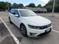Usata VW Passat GTE 156 CV (114 kW) 2016 Bianco Station wagon