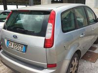 Begagnad Ford C-MAX 109 HK (80 kW) 2005 Grå Minibuss
