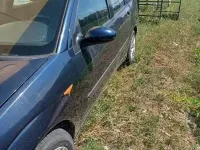 Usata Ford Focus 90 CV (66 kW) 2001 Bluazzurro Station wagon