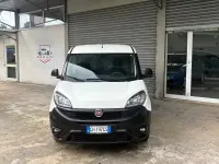 Usata Fiat Doblò 105 CV (77 kW) 2022 Bianco Monovolume