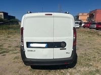Usata Fiat Doblò Lounge 90 CV (66 kW) 2015 Bianco Monovolume