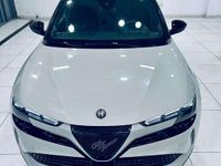 Usata Alfa Romeo Junior 136 CV (100 kW) 2025 Avorio galleria SUV