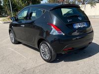 usata Lancia Ypsilon 1.2 b 69 cv S&S Silver