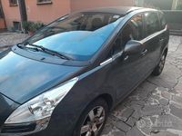 Usata Peugeot 5008 120 CV (88 kW) 2012 Monovolume