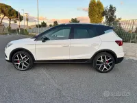 Usata Seat Arona FR 115 CV (84 kW) 2018 Bianco SUV