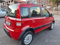 Usata Fiat Panda 4x4 Climbing 69 CV (50 kW) 2012 Other Utilitaria