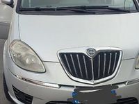 Usata Lancia Musa 69 CV (50 kW) 2009 Grigio Monovolume