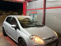 Usata Fiat Grande Punto Active 75 CV (55 kW) 2010 Utilitaria