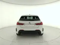 Usado BMW 118 M Sport 150 HP (110 kW) 2024 Branco Citadino