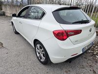 Usata Alfa Romeo Giulietta Distinctive 105 CV (77 kW) 2010 Bianco Berlina