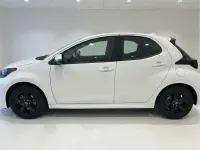 Usata Toyota Yaris Hybrid Active 92 CV (67 kW) 2024 Berlina