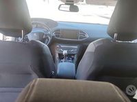 Gebraucht Peugeot 308 SW Allure 131 PS (96 kW) 2019 Grau Kombi