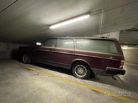 Usata Volvo 240 79 CV (58 kW) 1993 Marrone Station wagon