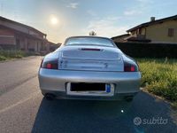 Usata Porsche 911 Carrera 4 Cabriolet 300 CV (220 kW) 2001 Grigio Cabrio