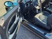 Usata Mini Cooper 163 CV (119 kW) 2004 Grigio Utilitaria