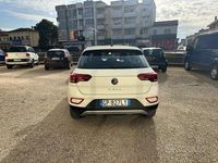 Usata VW T-Roc Life 110 CV (80 kW) 2023 Bianco SUV