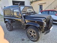 Usata Land Rover Defender 122 CV (89 kW) 1999 Nero Station wagon
