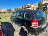 Usata Opel Zafira 94 CV (69 kW) 2008 Nero Monovolume